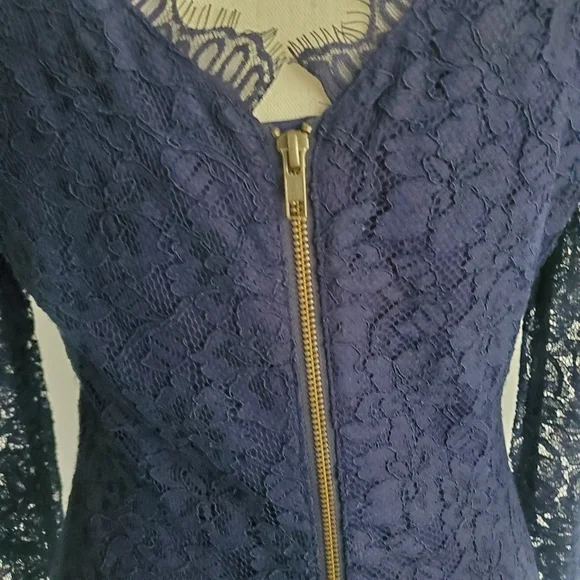 LAST CHANCE - Diane Von Furstenberg "Zarita" Navy Lace Zip Dress - Picture 7 of 12